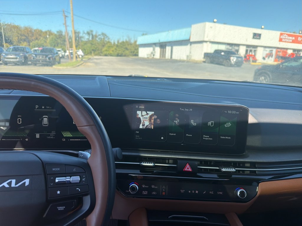 Used 2026 Black Kia X-Line image 22
