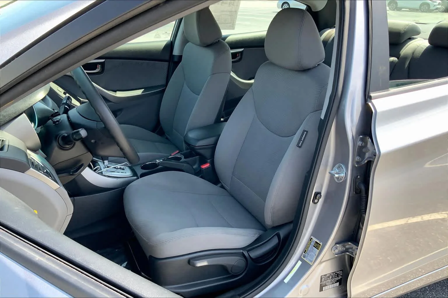 Used 2011 Titanium Gray Metallic Hyundai GLS image 7