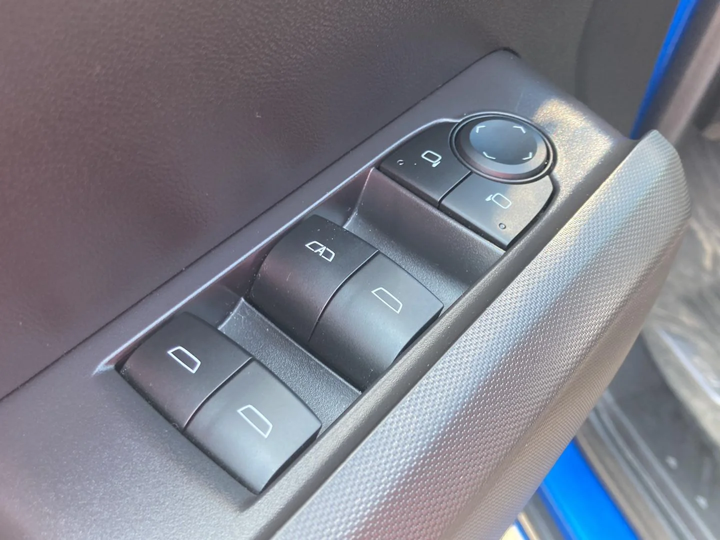 Used 2023 GLACIER BLUE METALLIC Chevrolet 4WD LT image 13