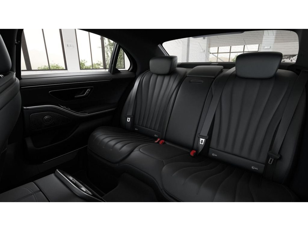 New 2027 Black Mercedes-Benz S 580 image 5