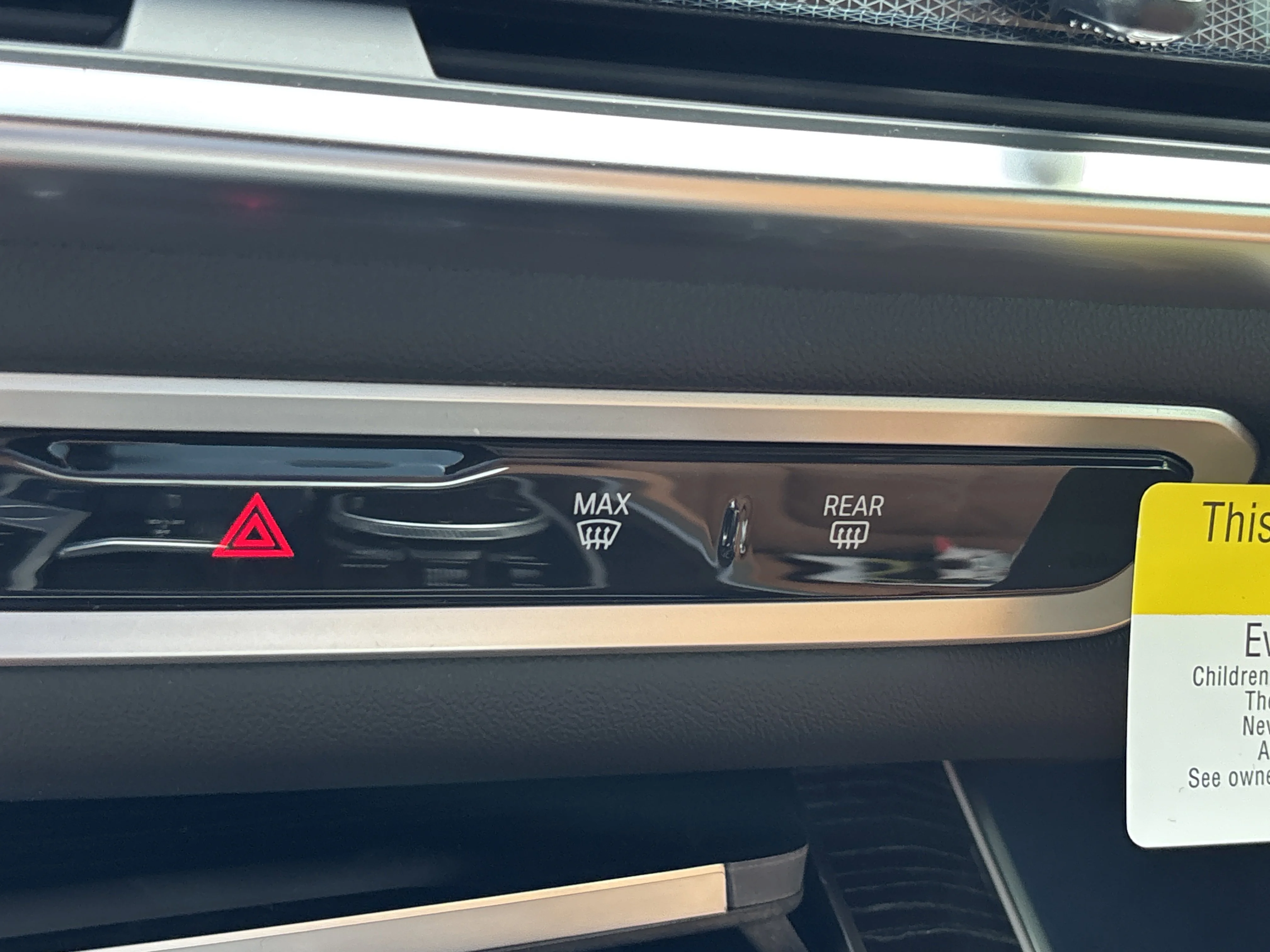 New 2026 MINERAL WHITE BMW xDrive40i image 43