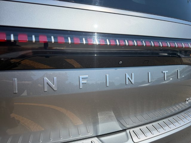 Used 2025 Silver INFINITI SENSORY image 43