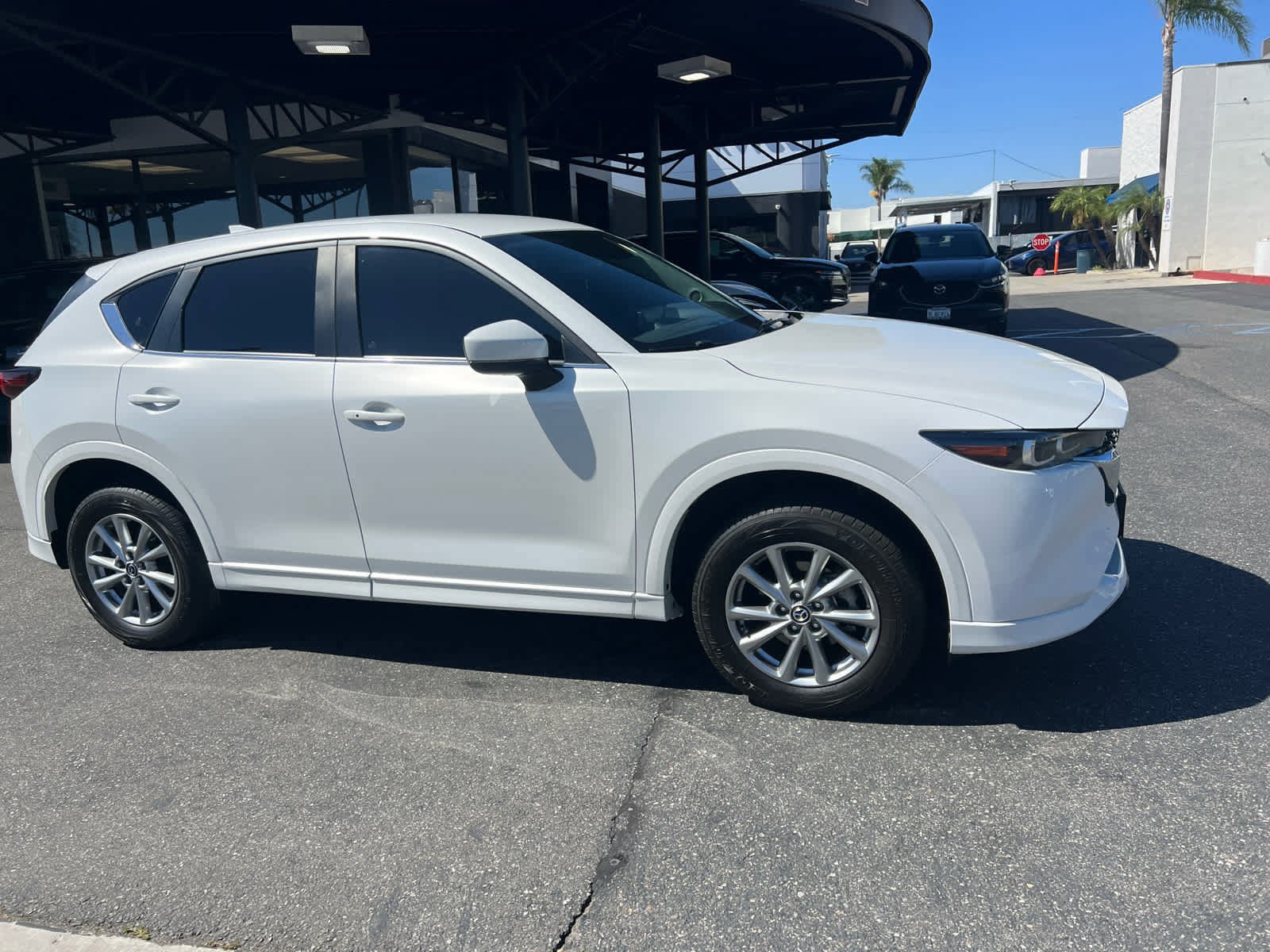 Used 2024 Rhodium White Metallic Mazda 2.5 S Select Package image 5
