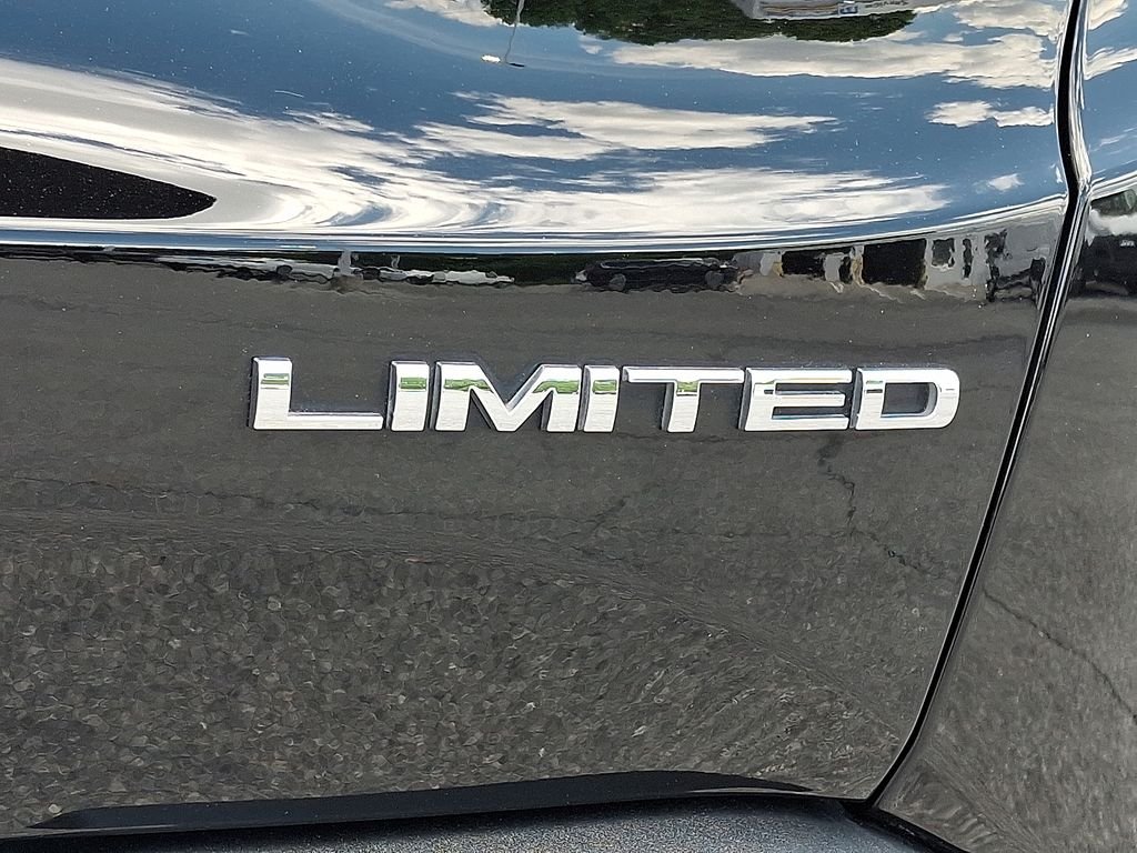 Used 2021 Black Jeep Limited image 30