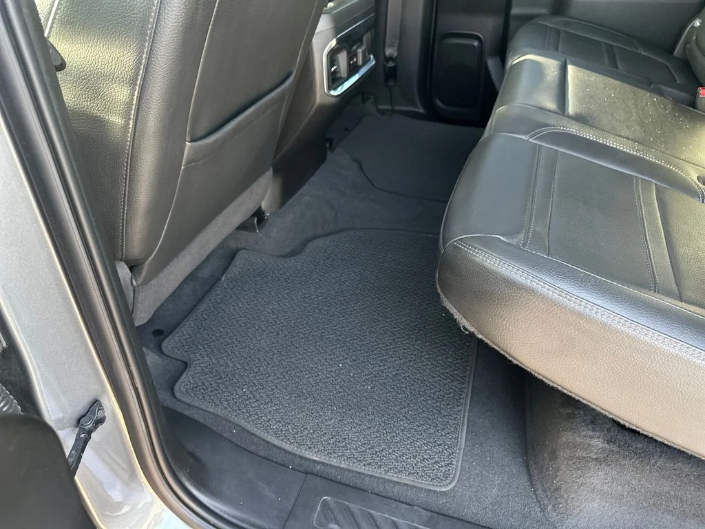 Used 2022 Gray GMC Denali image 32