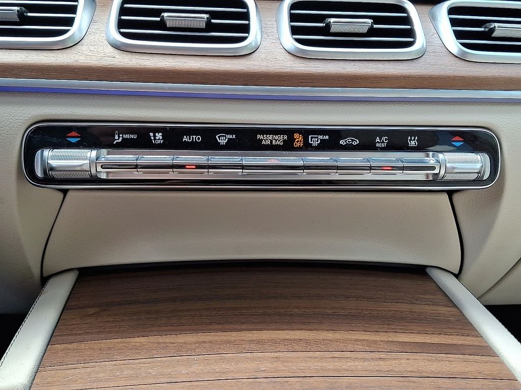 Certified Used 2025 Polar White Mercedes-Benz GLE 450e image 16