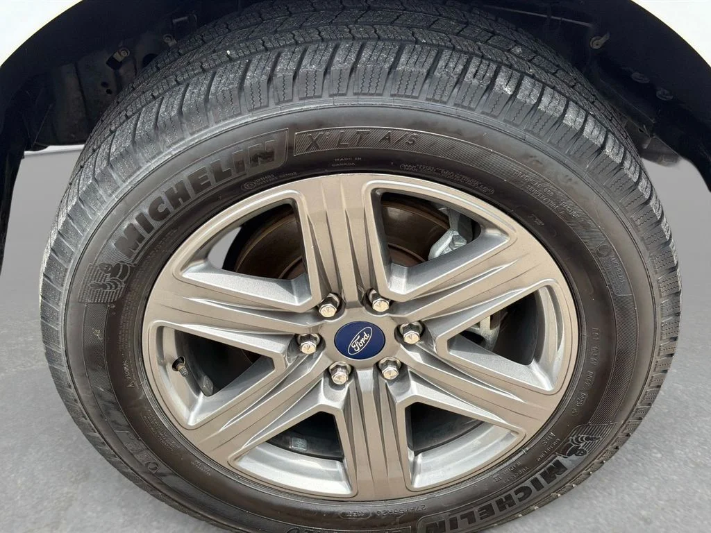 Used 2020 White Ford XLT image 12