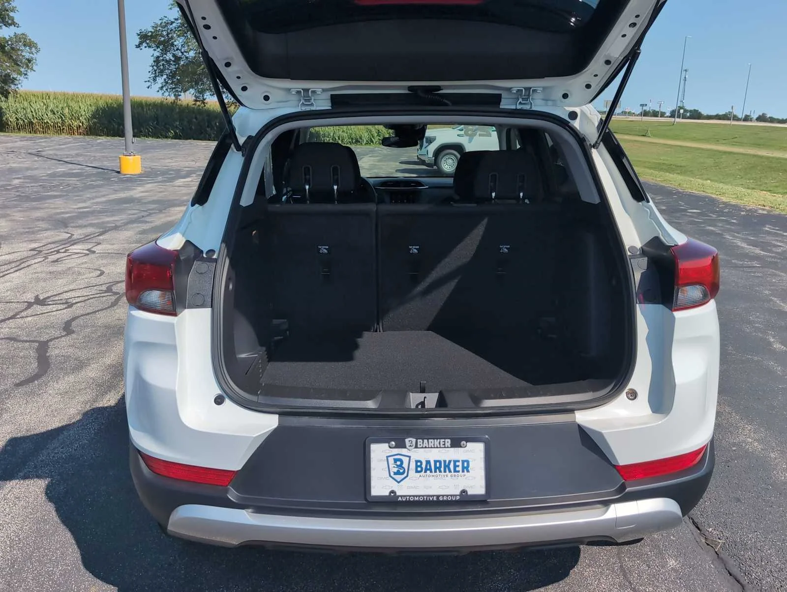 Used 2023 Summit White Chevrolet LT image 24