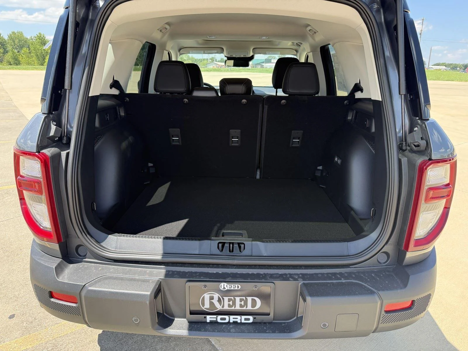New 2026 Carbonized Gray Metallic Ford Outer Banks® image 10