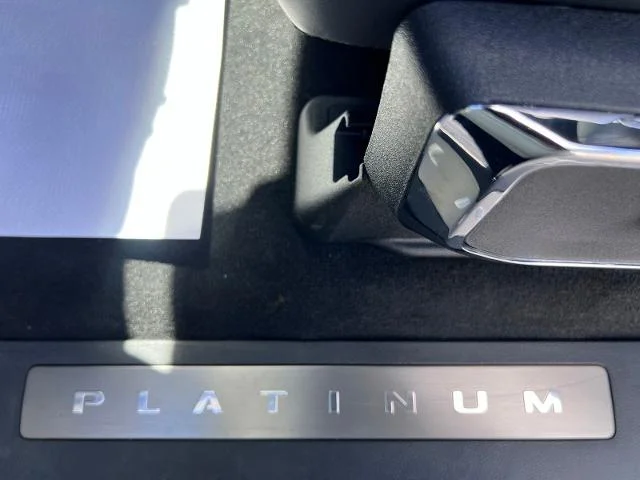 New 2026 Star White Metallic Tri-Coat Ford F-350® Platinum® image 104