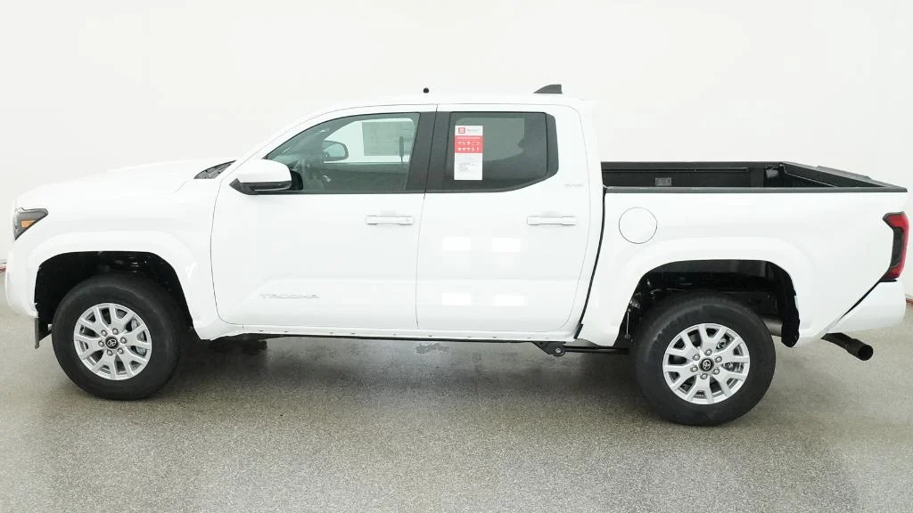 New 2026 Ice Cap Toyota SR5 image 42