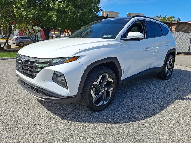 Used 2022 Gray Hyundai Limited image 3