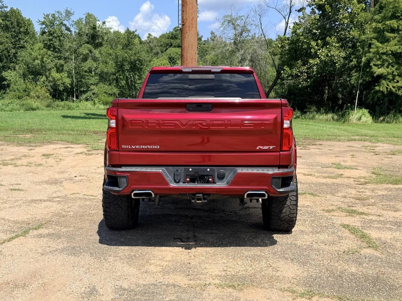 Used 2019 Maroon Chevrolet RST 4x4 4dr Crew Cab 5.8 ft. SB image 4
