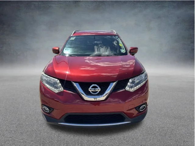Used 2016 Red Nissan SV image 5