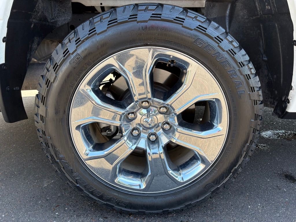 Used 2020 White Ram Big Horn/Lone Star image 6