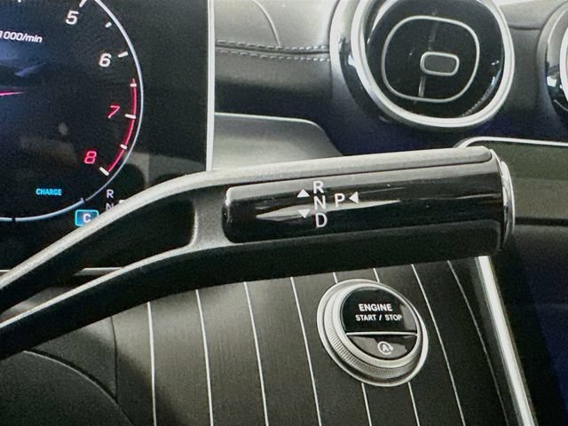 New 2026 MANUFAKTUR Alpine Grey Mercedes-Benz C 300 image 48