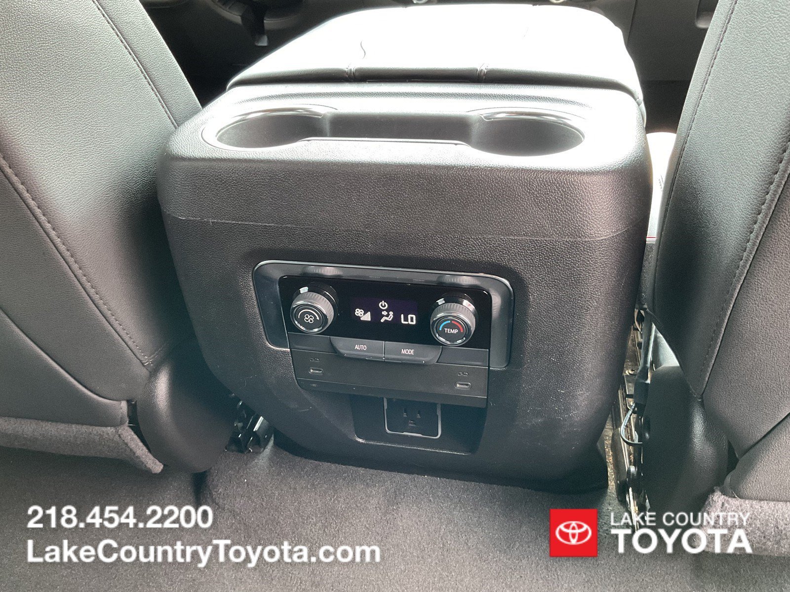 Used 2025 Gray Chevrolet Z71 image 17
