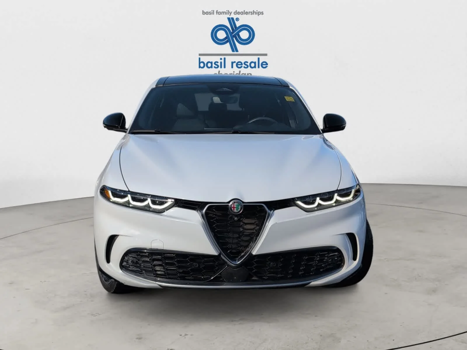 Used 2024 Alfa White Alfa Romeo Ti image 8
