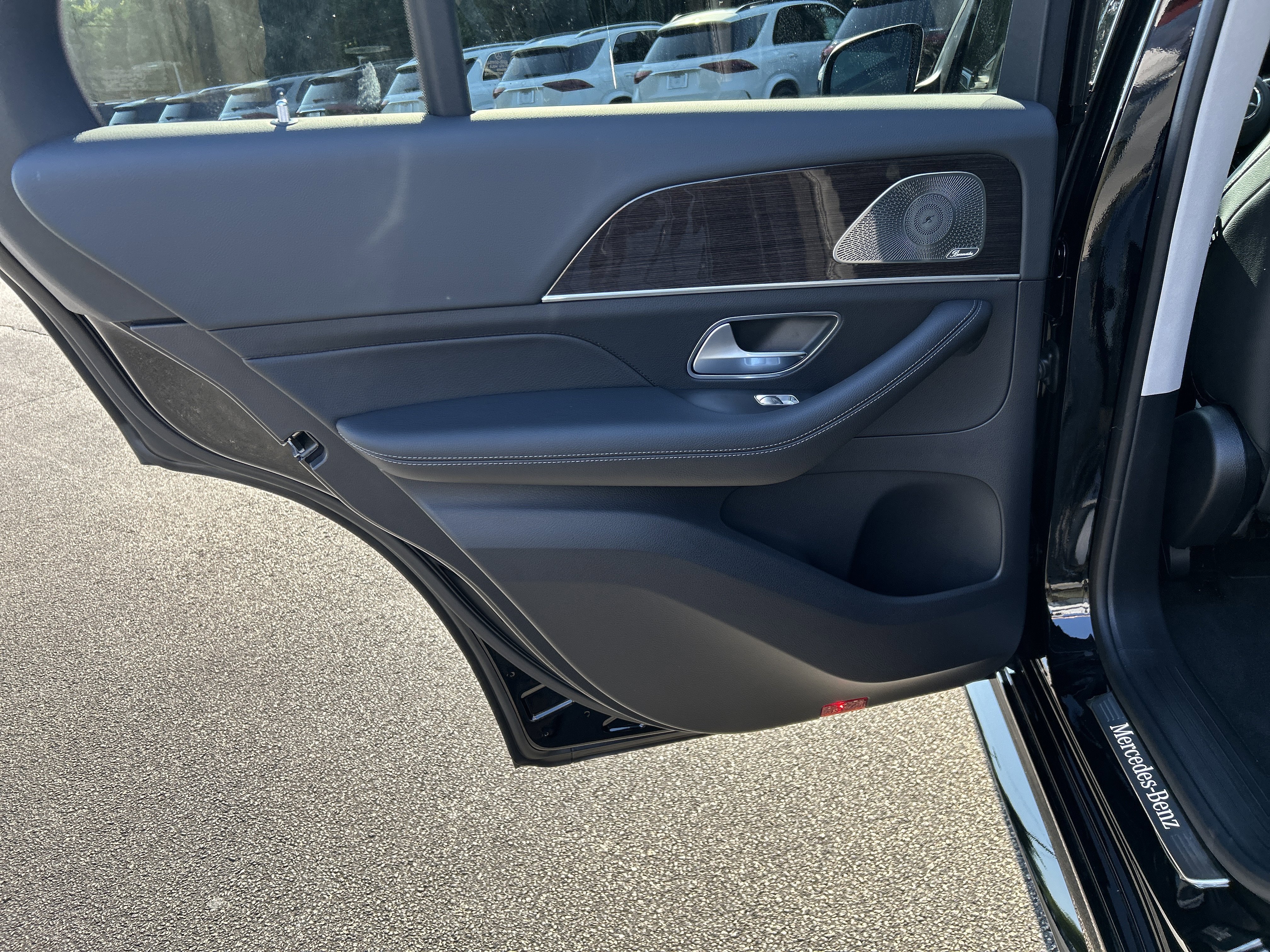 New 2026 Black Mercedes-Benz GLE 450 4MATIC® SUV image 34