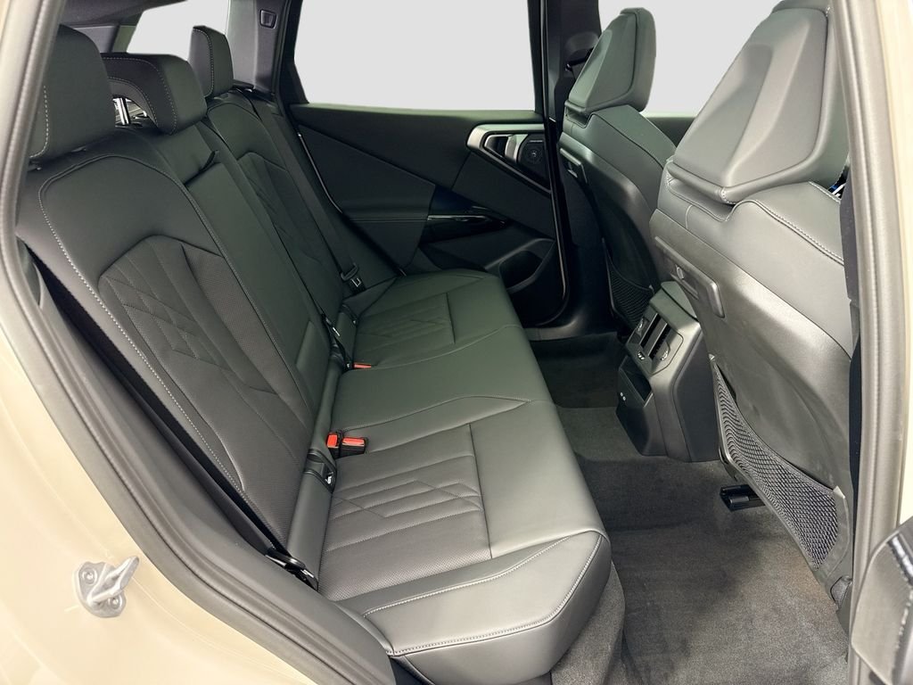 Used 2026 Gray Metallic BMW 30 xDrive image 22
