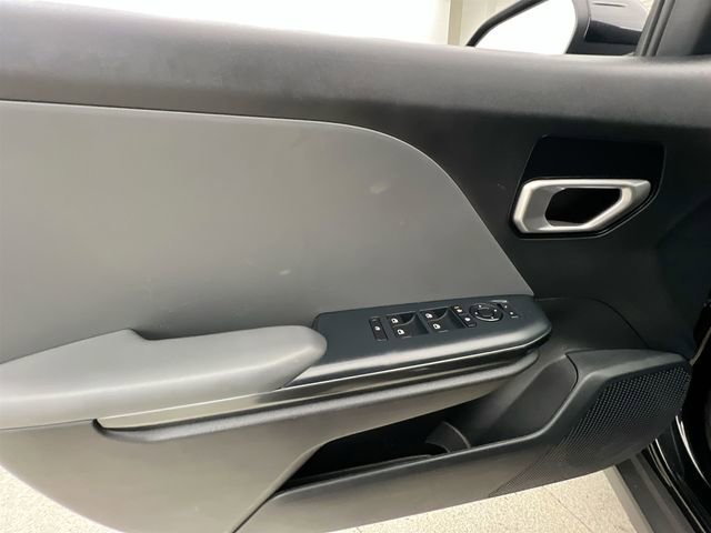 Used 2025 Black Kia LXS image 20