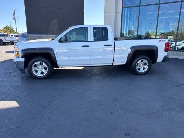 Used 2014 White Chevrolet LT image 3