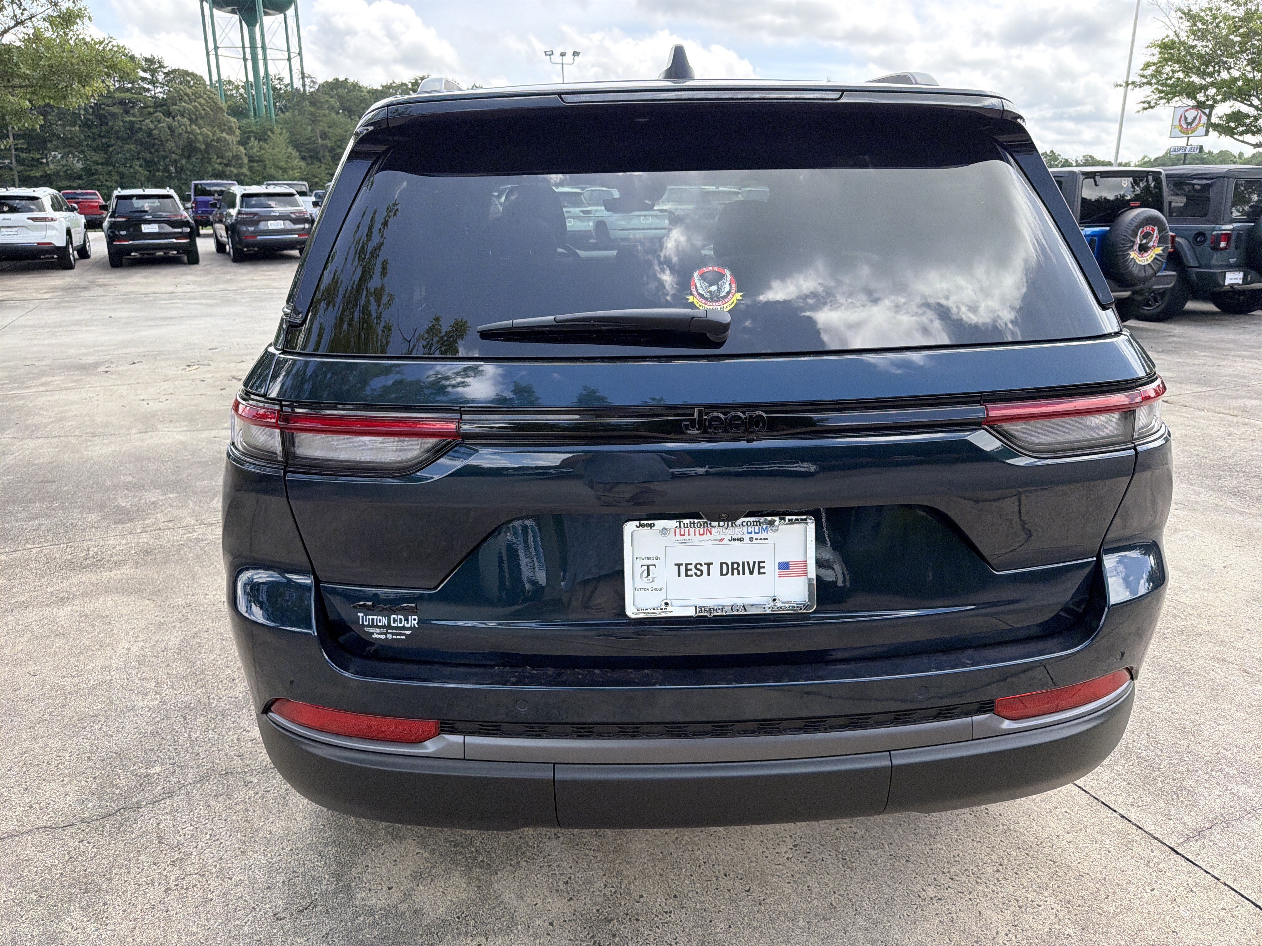 New 2026 Fathom Blue Pearlcoat Jeep Limited image 6