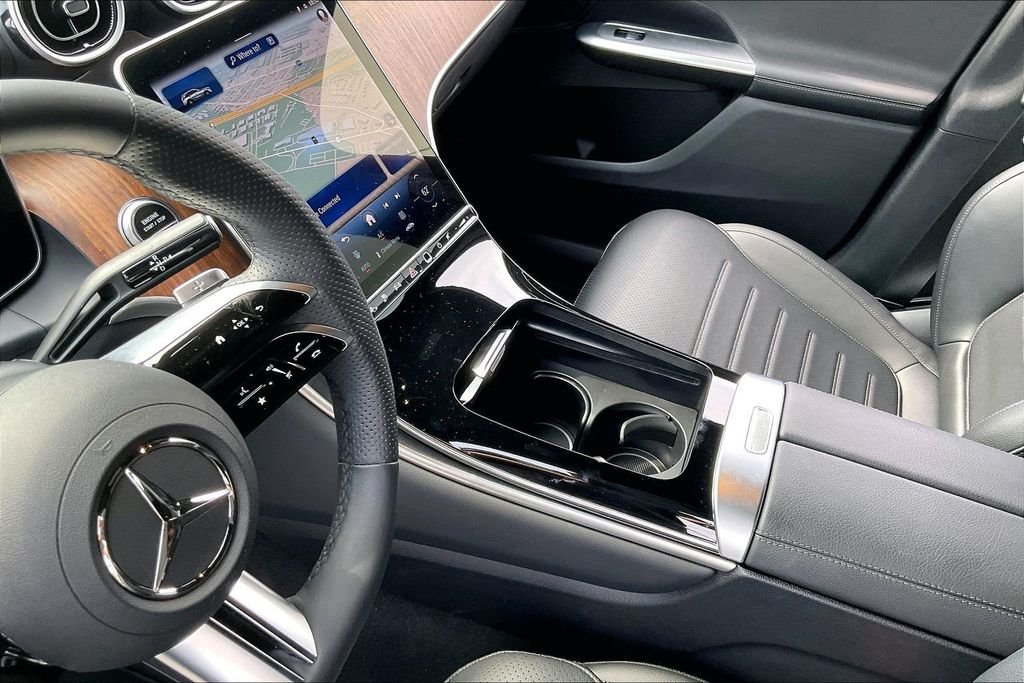 2025 Mercedes-Benz GLC Base - Photo 12
