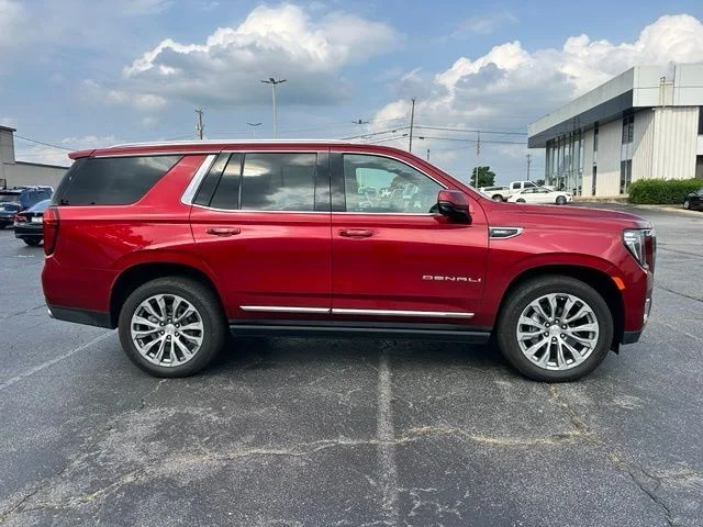 Used 2021 Red GMC Denali image 9