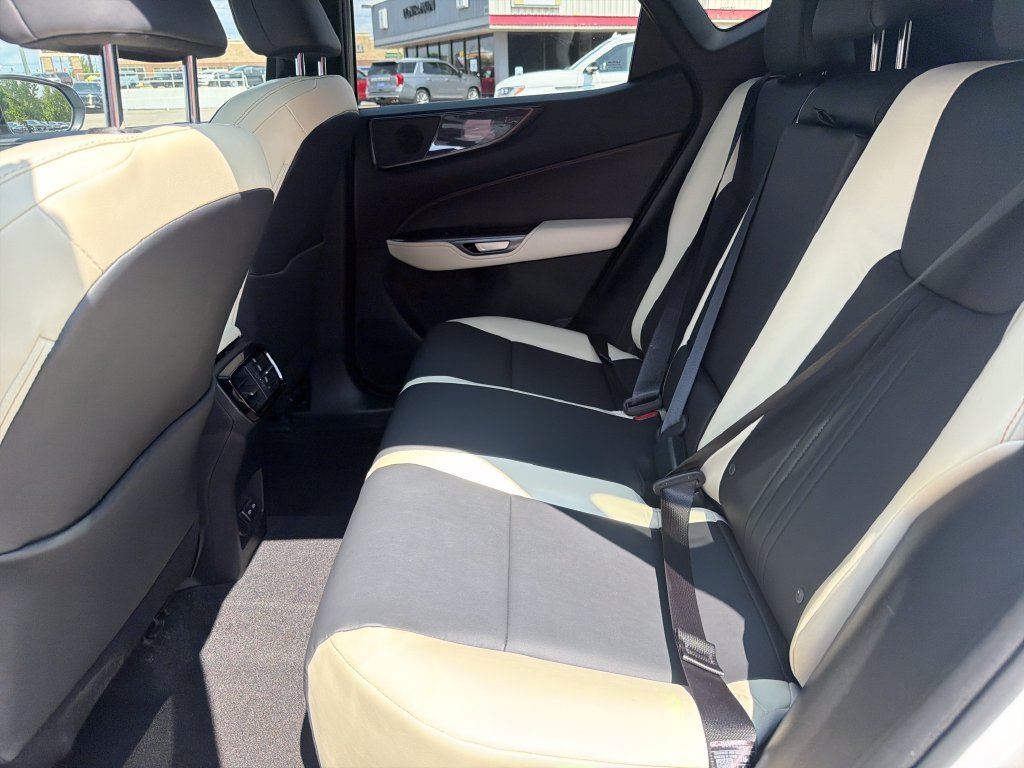 Used 2023 White Lexus 350 Premium image 15