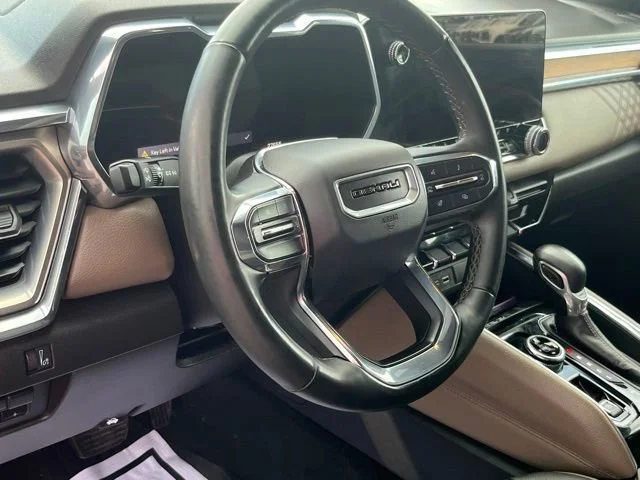 Used 2023 Onyx Black GMC Denali image 12