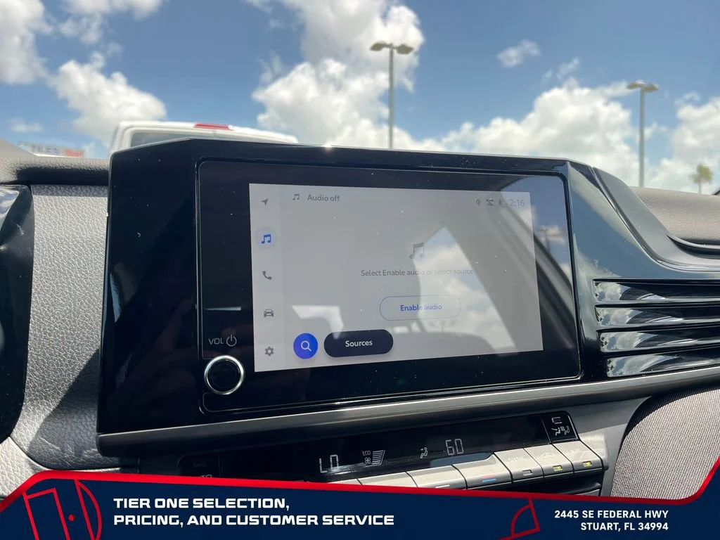 Used 2025 White Toyota LE image 31