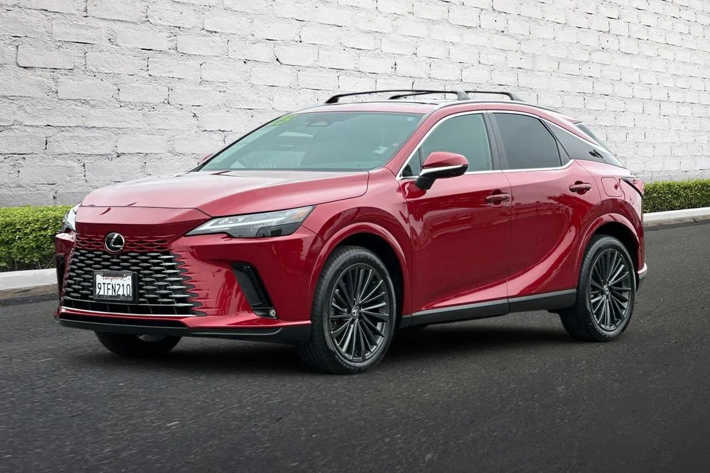 Used 2025 Red Lexus 350h Premium image 8