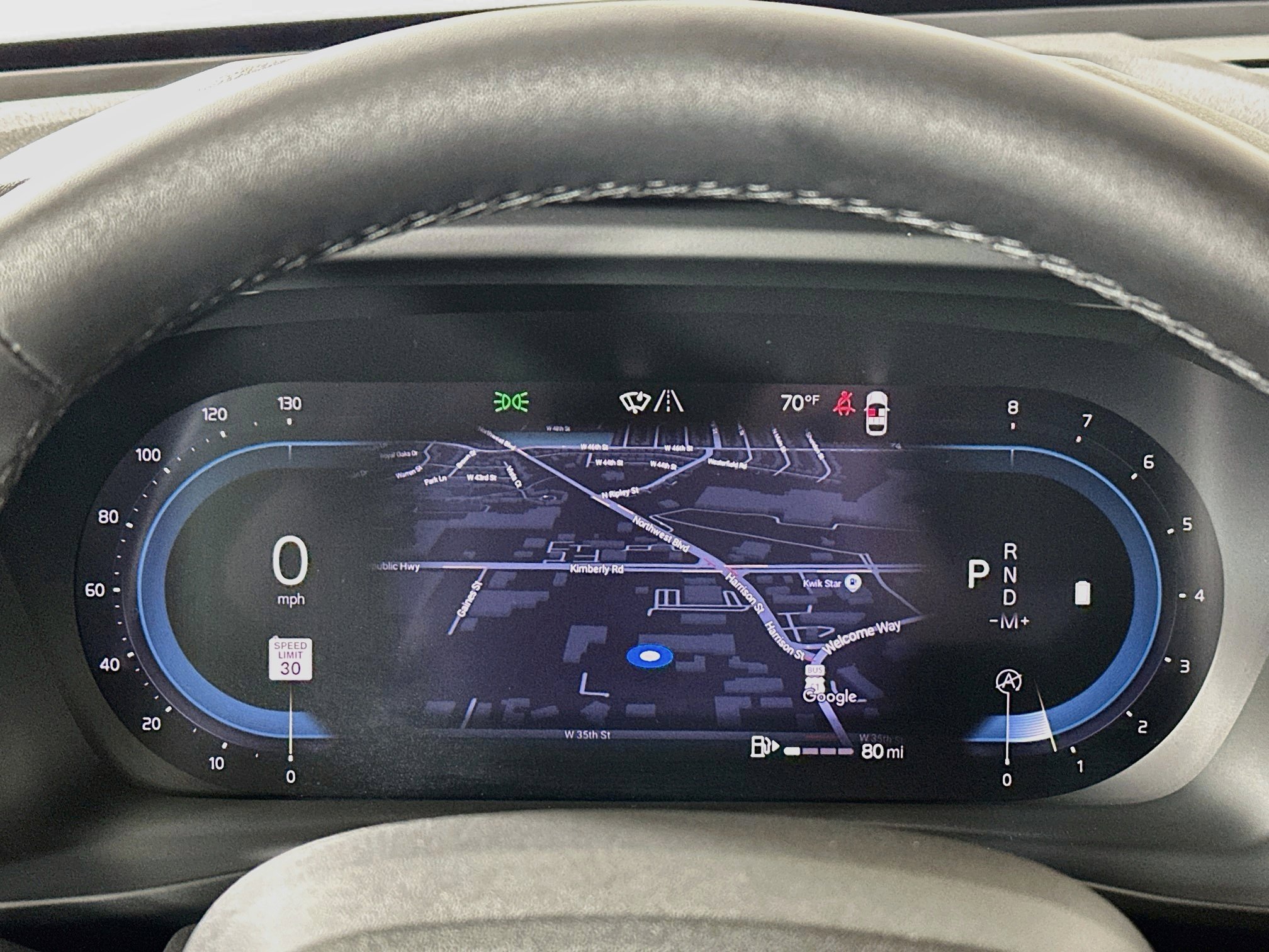 2025 Volvo XC40 Plus - Photo 12
