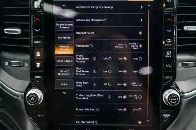 2026 RAM 1500 Laramie - Photo 19