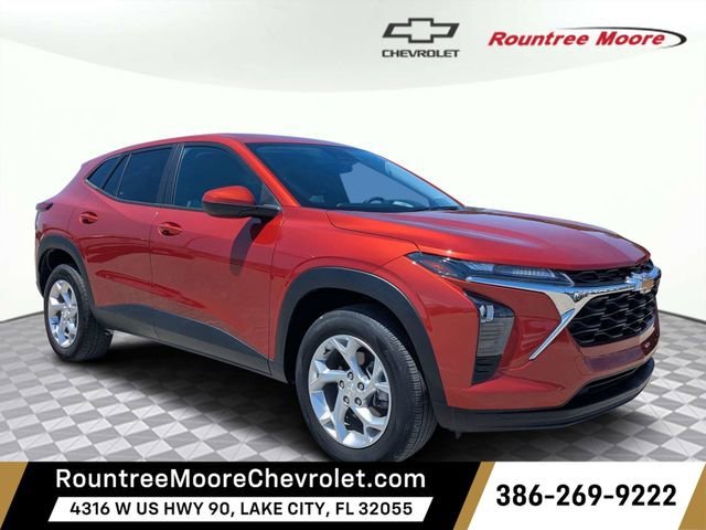 2024 Chevrolet Trax LS's photo