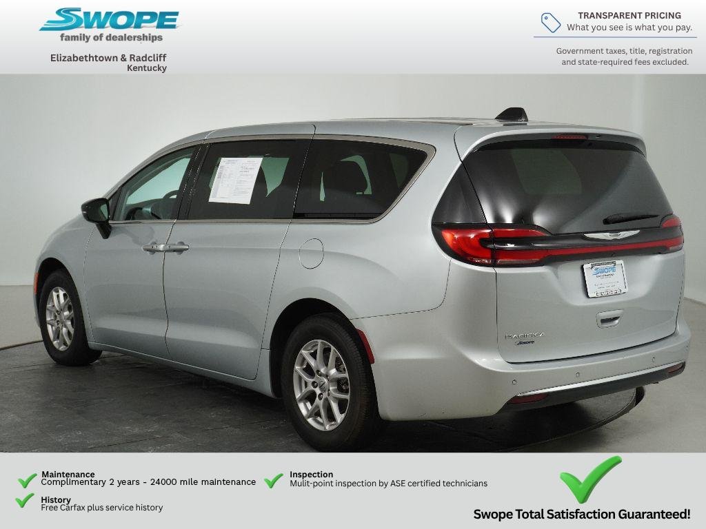 Used 2024 Silver Mist Clearcoat Chrysler Touring L image 5