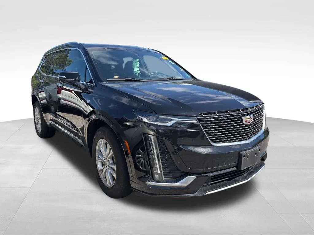 Used 2021 Black Cadillac Luxury image 12