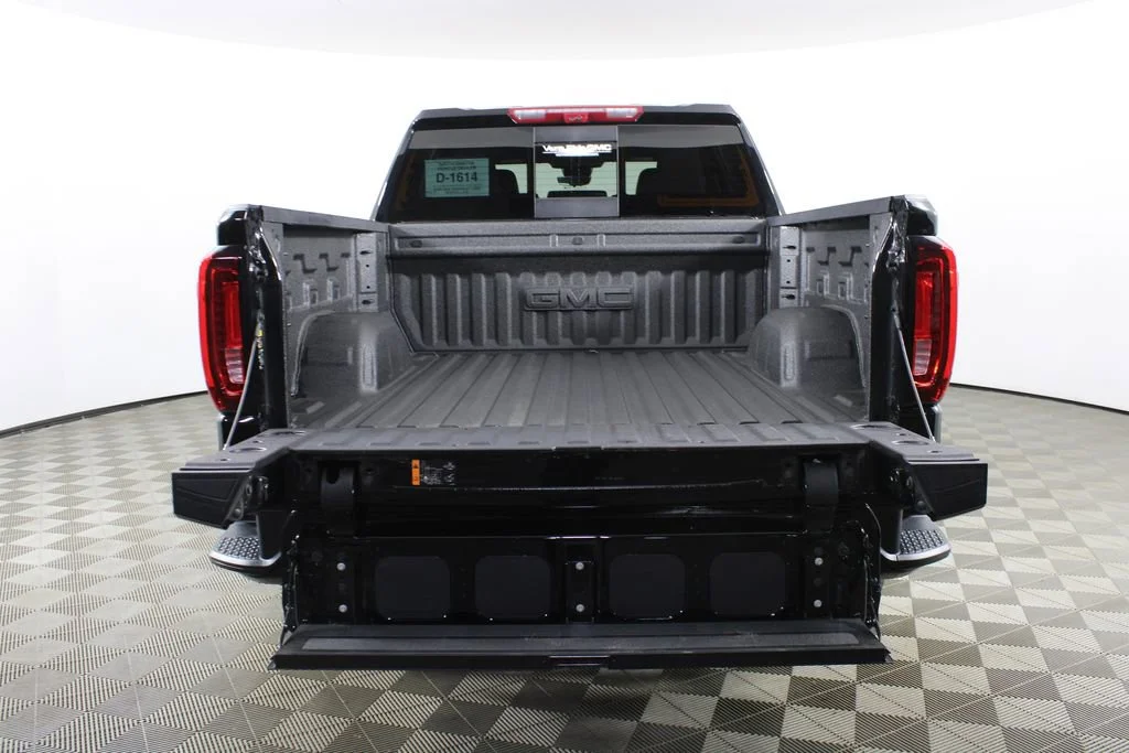 2026 GMC Sierra 1500 AT4 - Photo 7