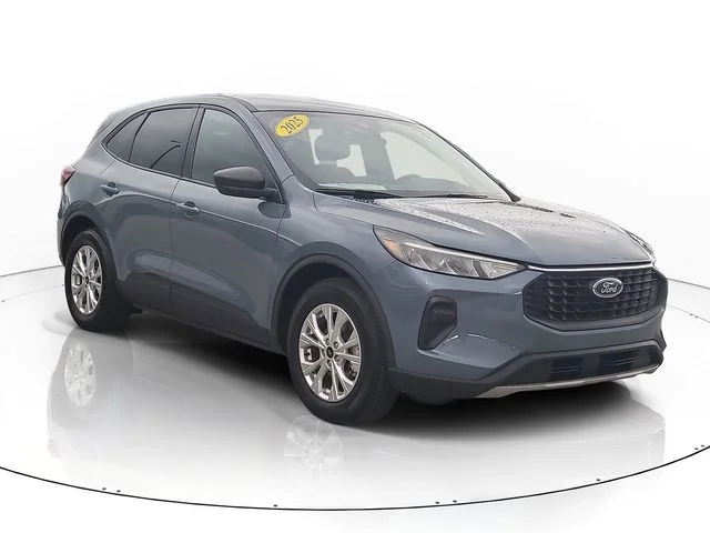 Used 2025 Blue Ford Active image 3