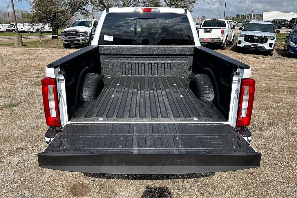 New 2026 Ford Super Duty F-250 XL 4D Crew Cab