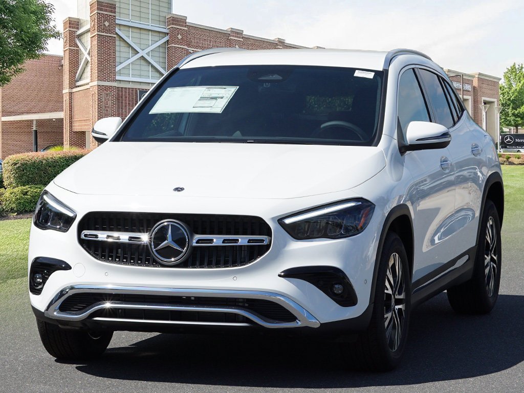 New 2026 Polar White Mercedes-Benz GLA 250 image 4