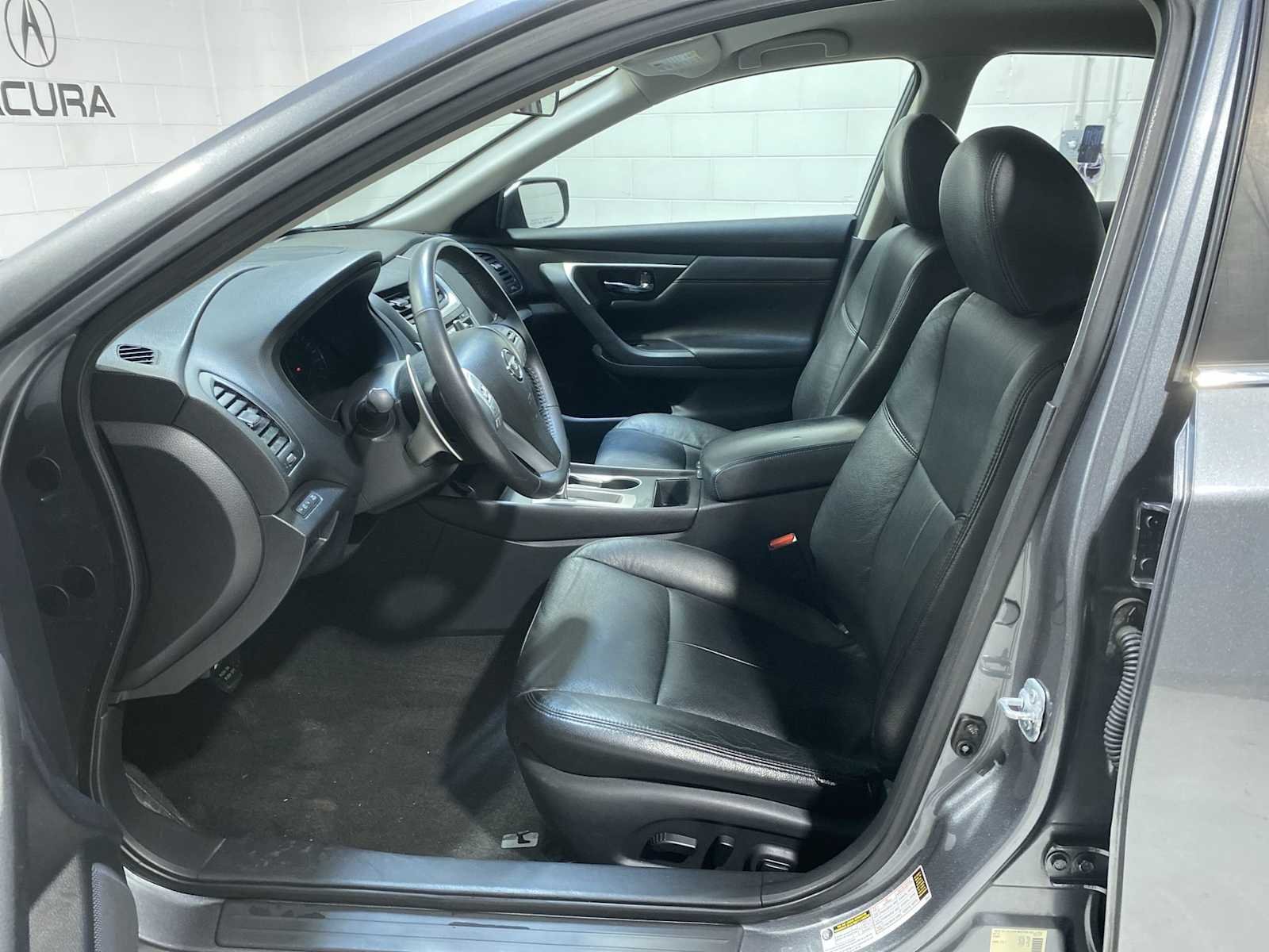 Used 2017 Nissan Altima SR with VIN 1N4AL3AP1HC212687 for sale in Verona, NJ