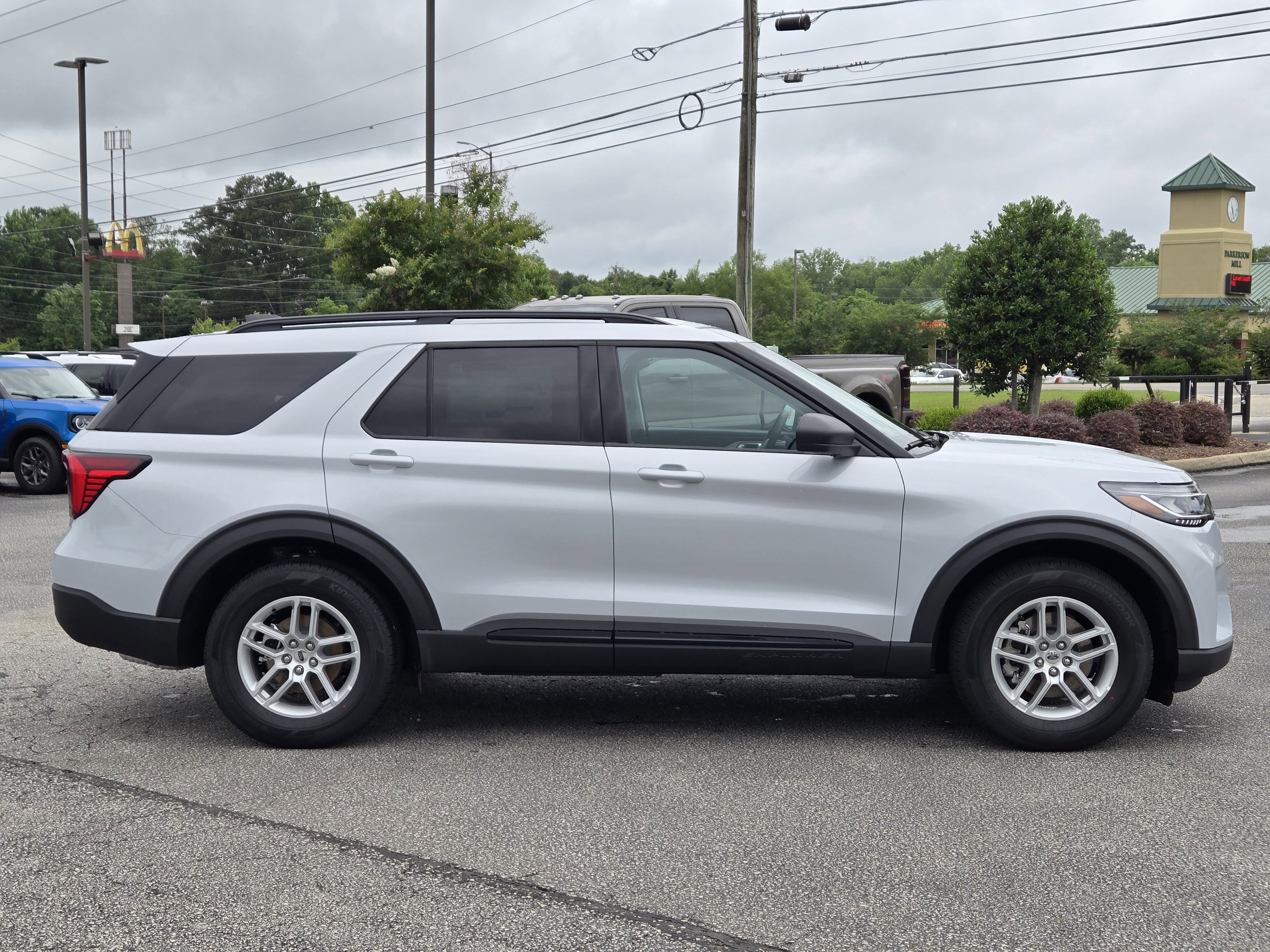 New 2026 Space White Metallic FORD Active image 7