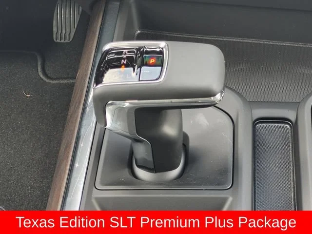 2026 GMC Sierra 1500 SLT - Photo 15