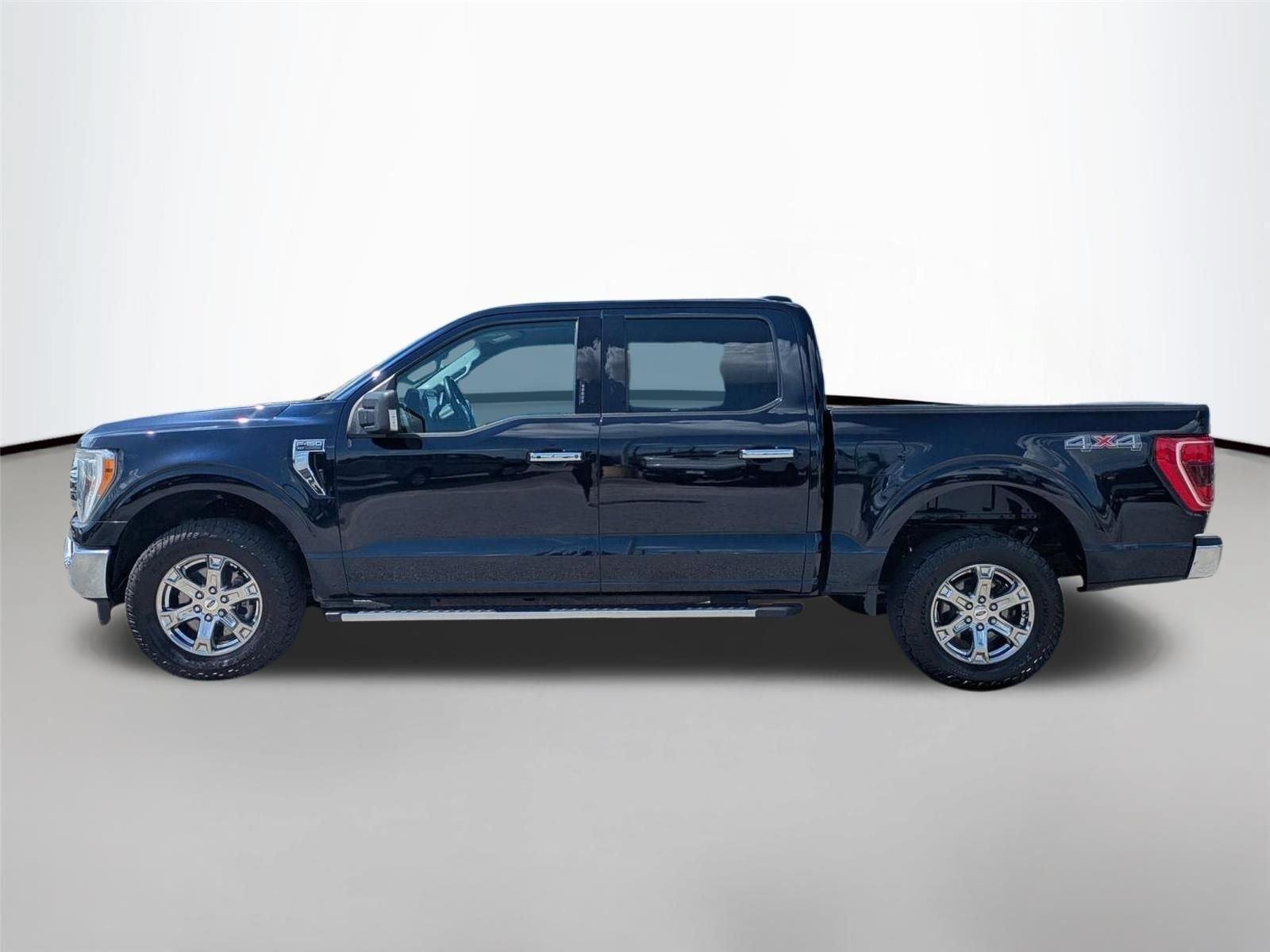 Used 2023 Antimatter Blue Metallic Ford XLT image 8