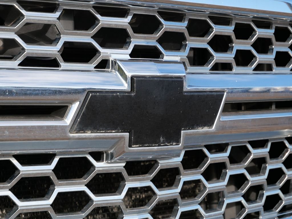 Used 2015 Gray Chevrolet LT image 10