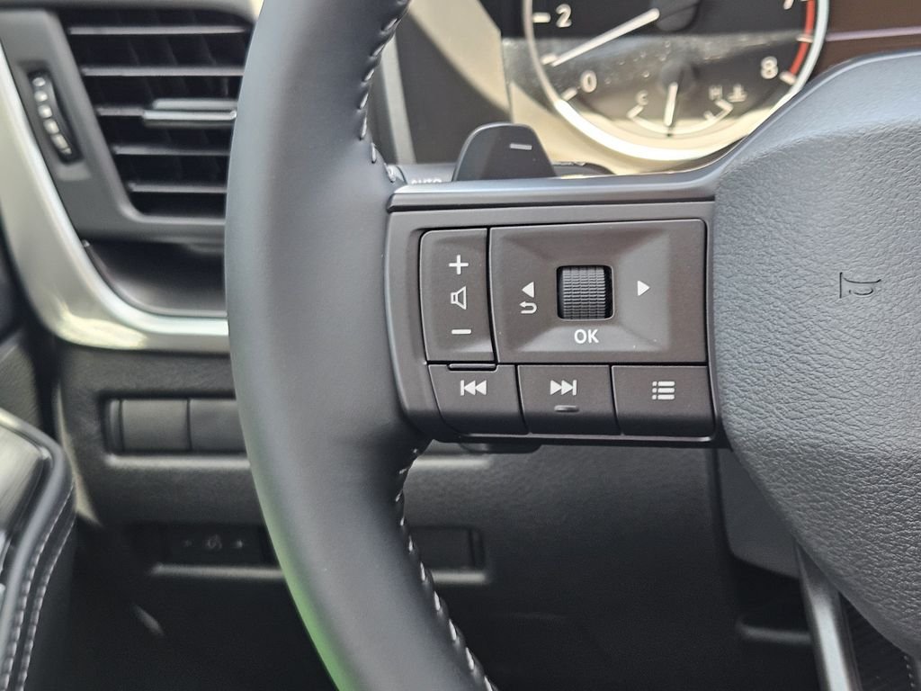 New 2026 Everest White Pearl TriCoat Nissan SV image 27
