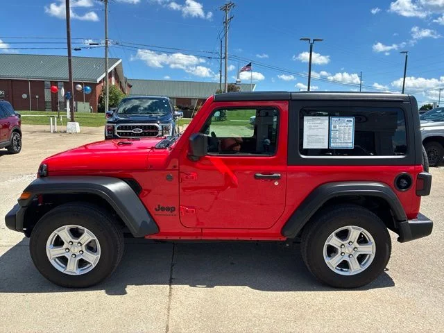 Used 2023 Firecracker Red Clearcoat Jeep Sport S image 4