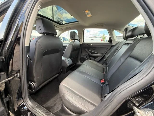 Used 2020 Black Volkswagen  image 25